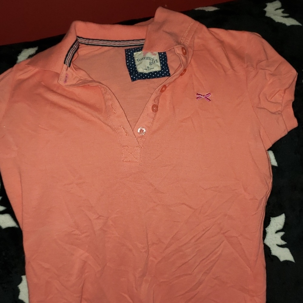 Tommy girl shirt orange with pink flower